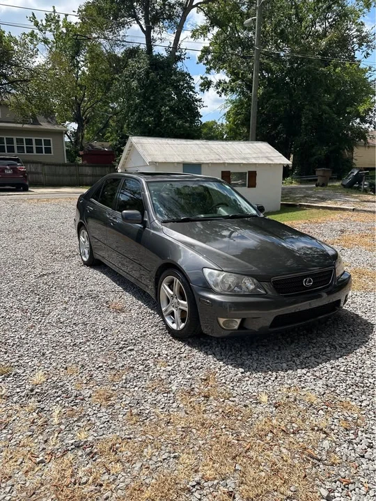 2005 Lexus IS 1st Gen - Image 2 of 10