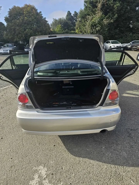 2005 Lexus IS 1st Gen - Image 8 of 16