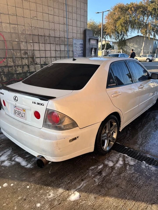 2005 Lexus IS 1st Gen - Image 3 of 3