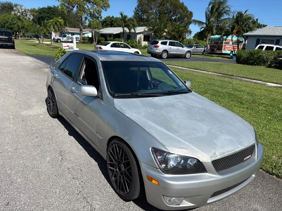 2005 Lexus IS 1st Gen - Image 6 of 13