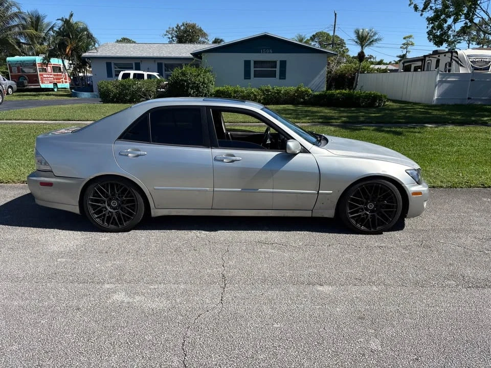 2005 Lexus IS 1st Gen - Image 2 of 13