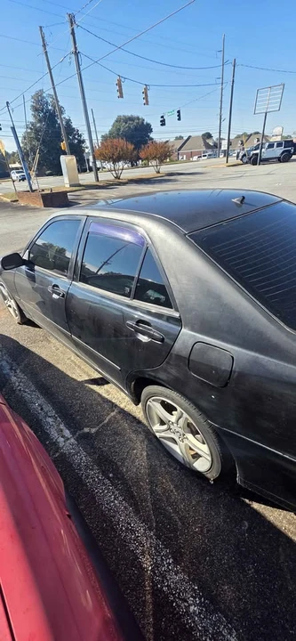 2005 Lexus IS 1st Gen - Image 6 of 10