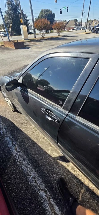 2005 Lexus IS 1st Gen - Image 7 of 10