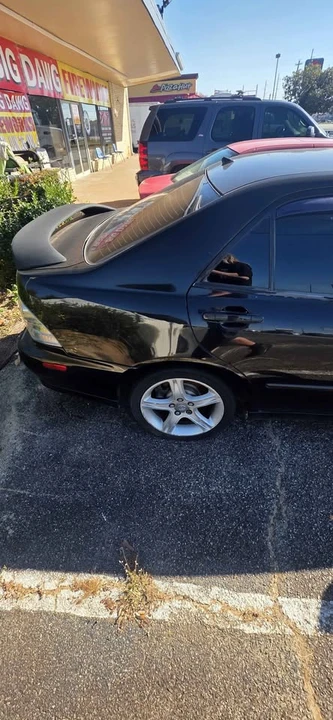 2005 Lexus IS 1st Gen - Image 3 of 10