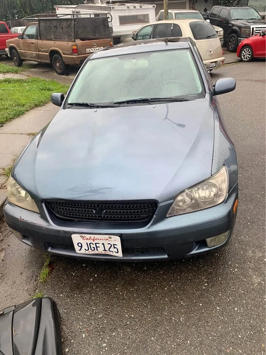 2005 Lexus IS 1st Gen - Image 2 of 7