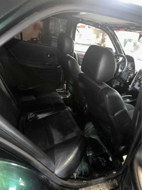 2005 Lexus IS 1st Gen - Image 8 of 9