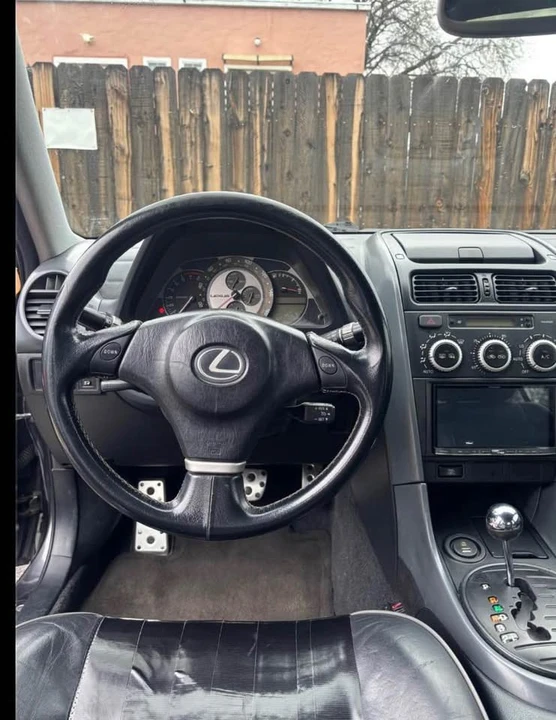 2005 Lexus IS 1st Gen - Image 5 of 6