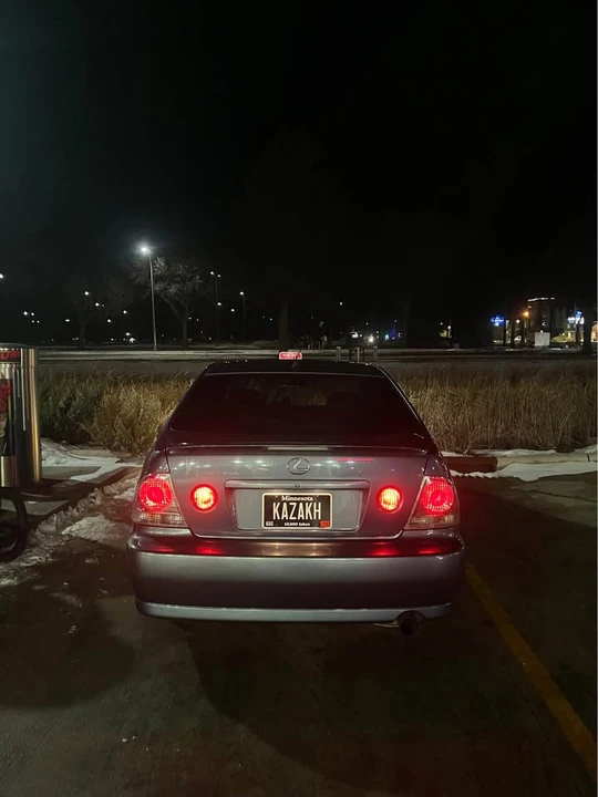 2005 Lexus IS 1st Gen - Image 10 of 11