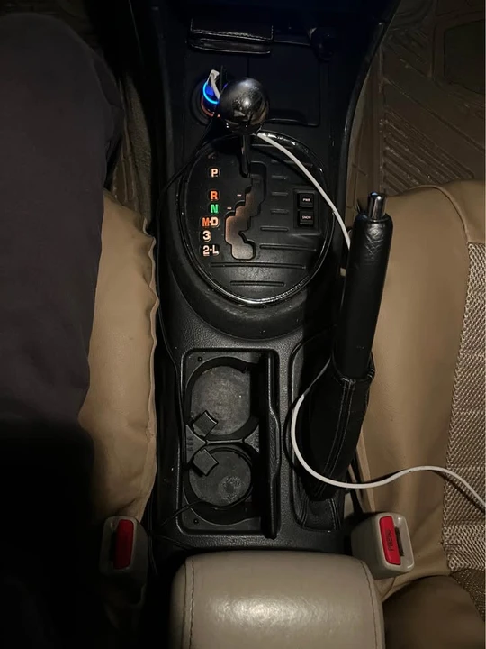 2005 Lexus IS 1st Gen - Image 7 of 11