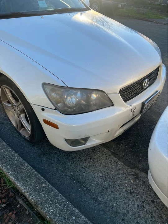 2005 Lexus IS 2nd Gen - Image 2 of 6