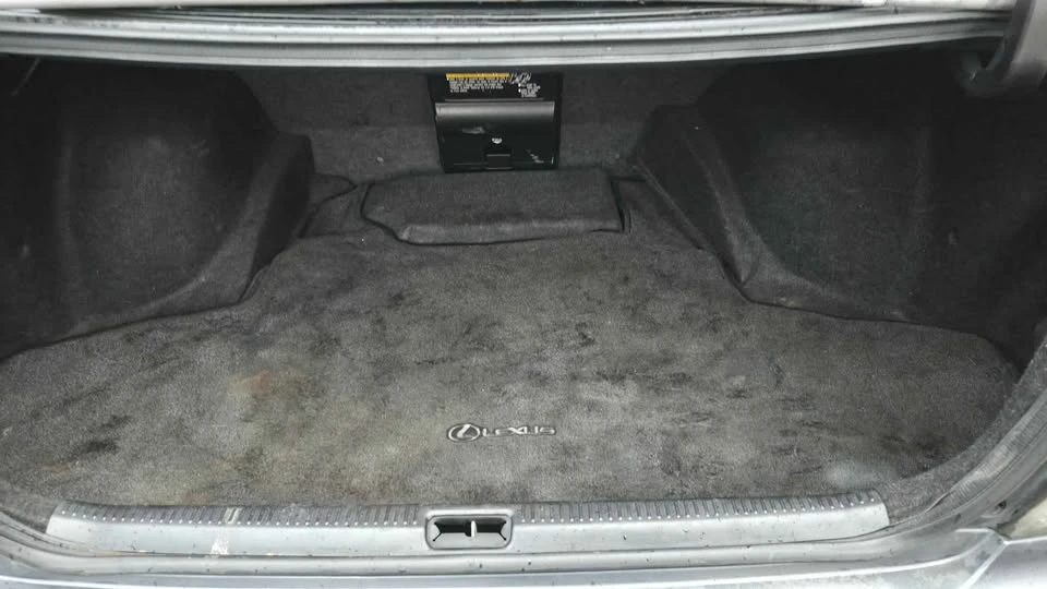 2005 Lexus IS 1st Gen - Image 19 of 20