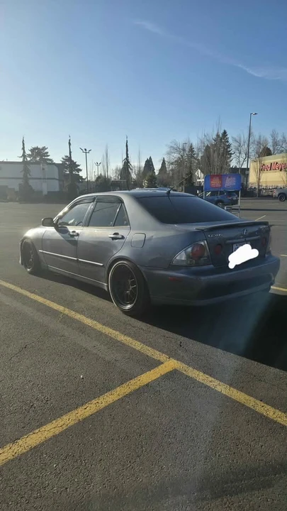 2005 Lexus IS 1st Gen - Image 3 of 20