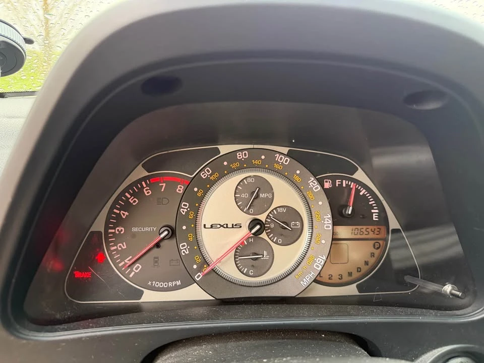 2005 Lexus IS 1st Gen - Image 11 of 17