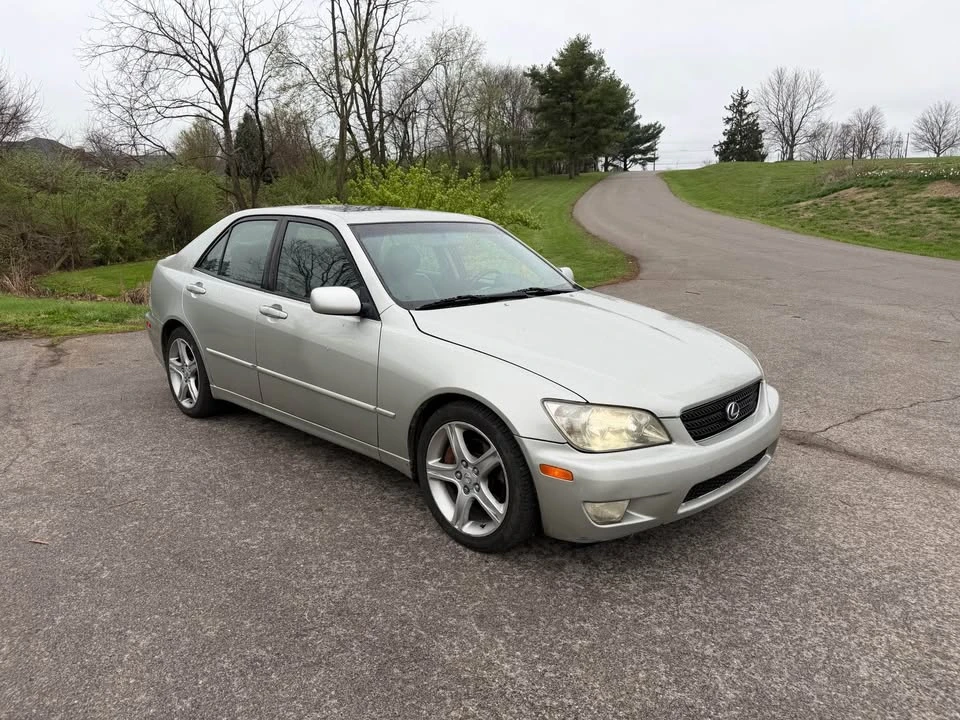 2005 Lexus IS 1st Gen - Image 3 of 17