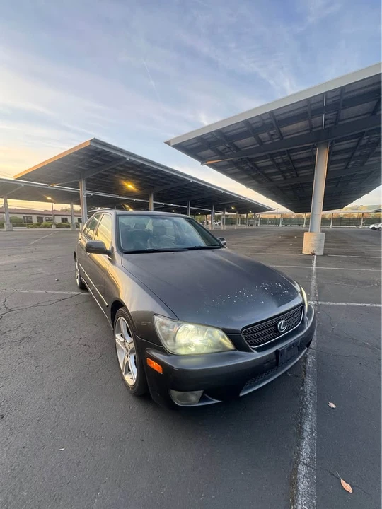 2005 Lexus IS 1st Gen - Image 2 of 7