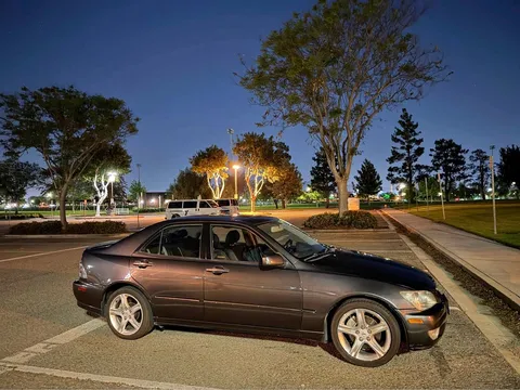2005 Lexus IS 300 Sedan