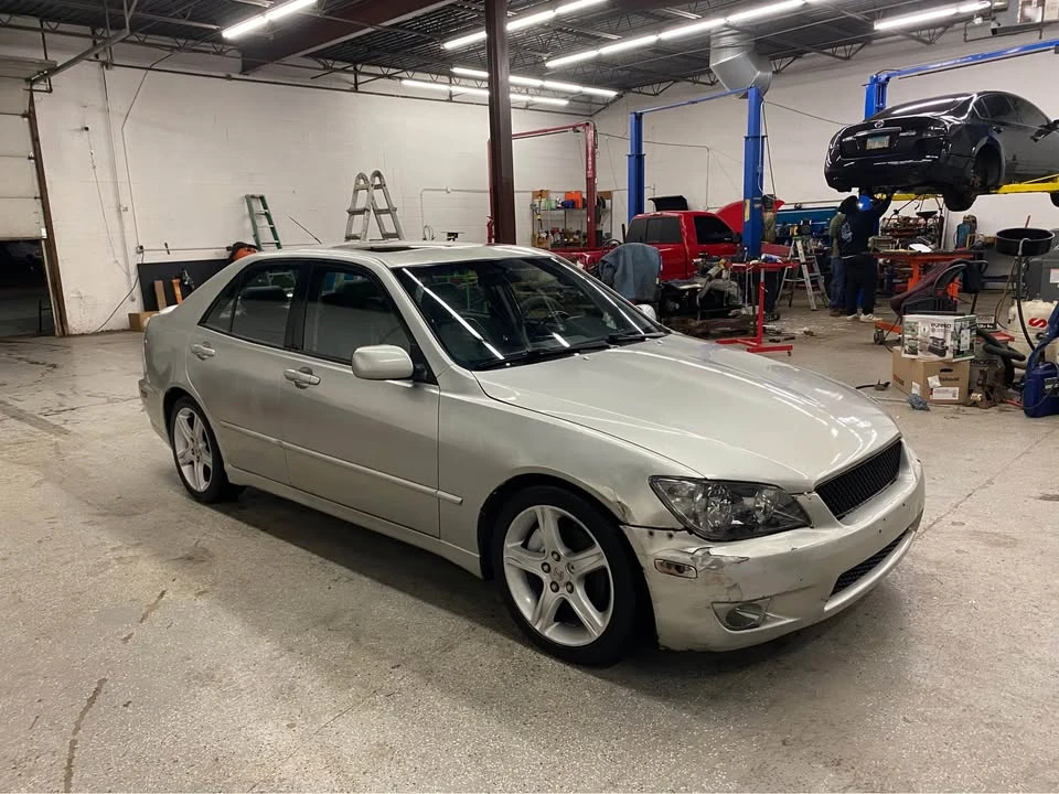2005 Lexus IS 1st Gen - Image 3 of 7