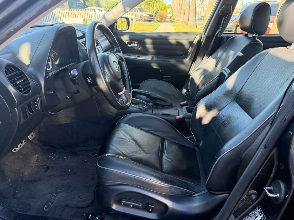 2005 Lexus IS 1st Gen - Image 9 of 18
