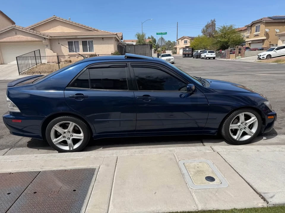 2005 Lexus IS 1st Gen - Image 2 of 20