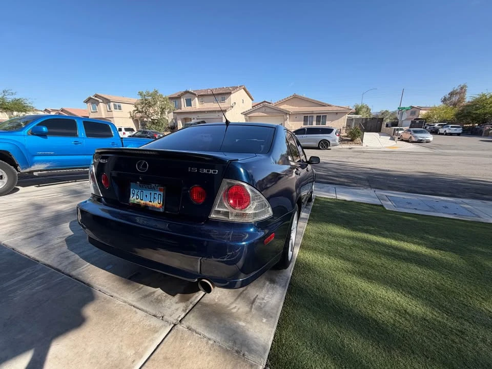 2005 Lexus IS 1st Gen - Image 18 of 20