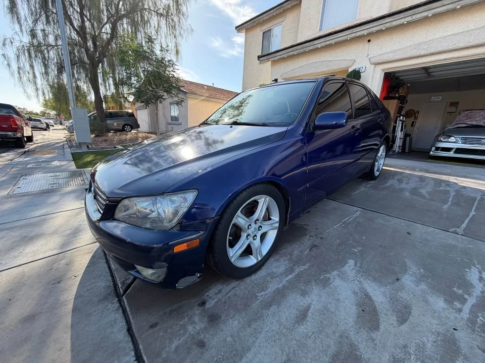 2005 Lexus IS 1st Gen - Image 19 of 20