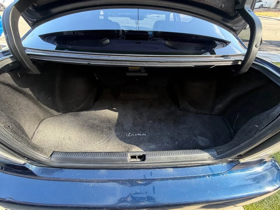 2005 Lexus IS 1st Gen - Image 16 of 20