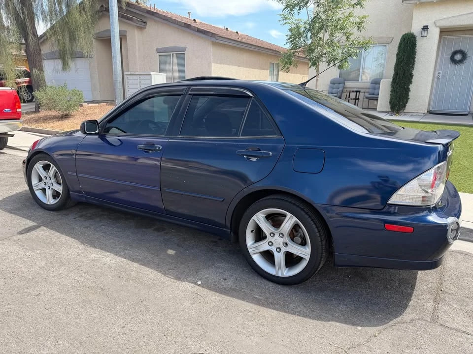 2005 Lexus IS 1st Gen - Image 7 of 20