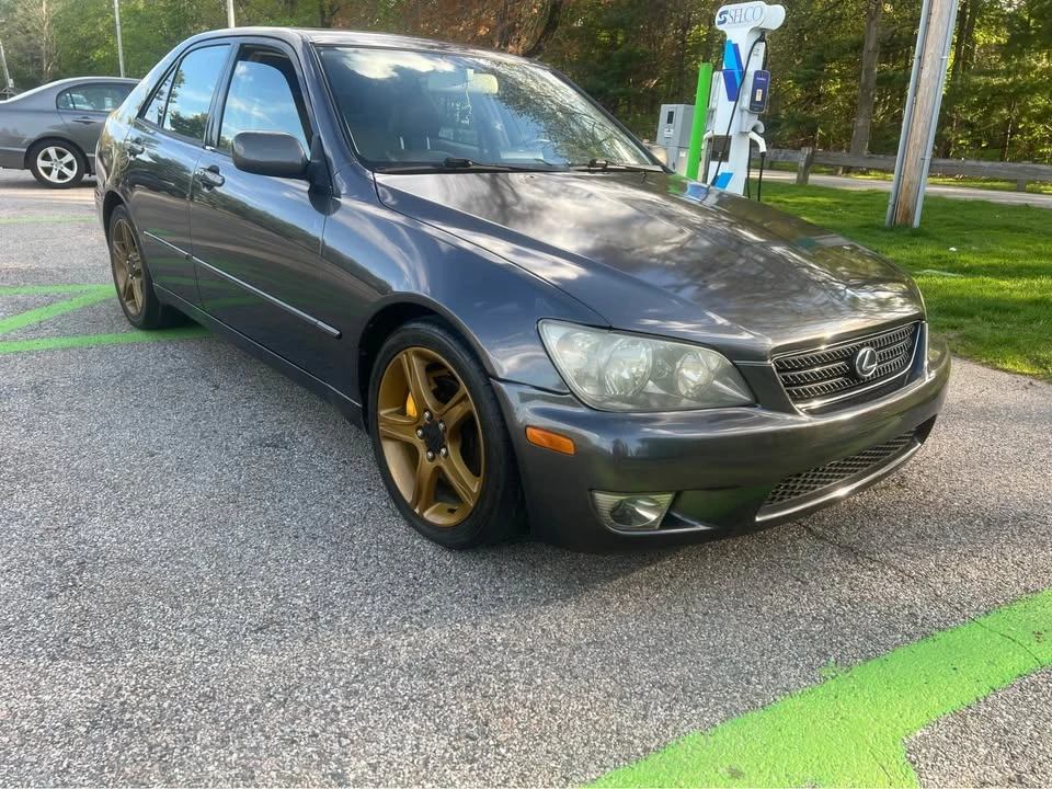 2005 Lexus IS 1st Gen - Image 2 of 12