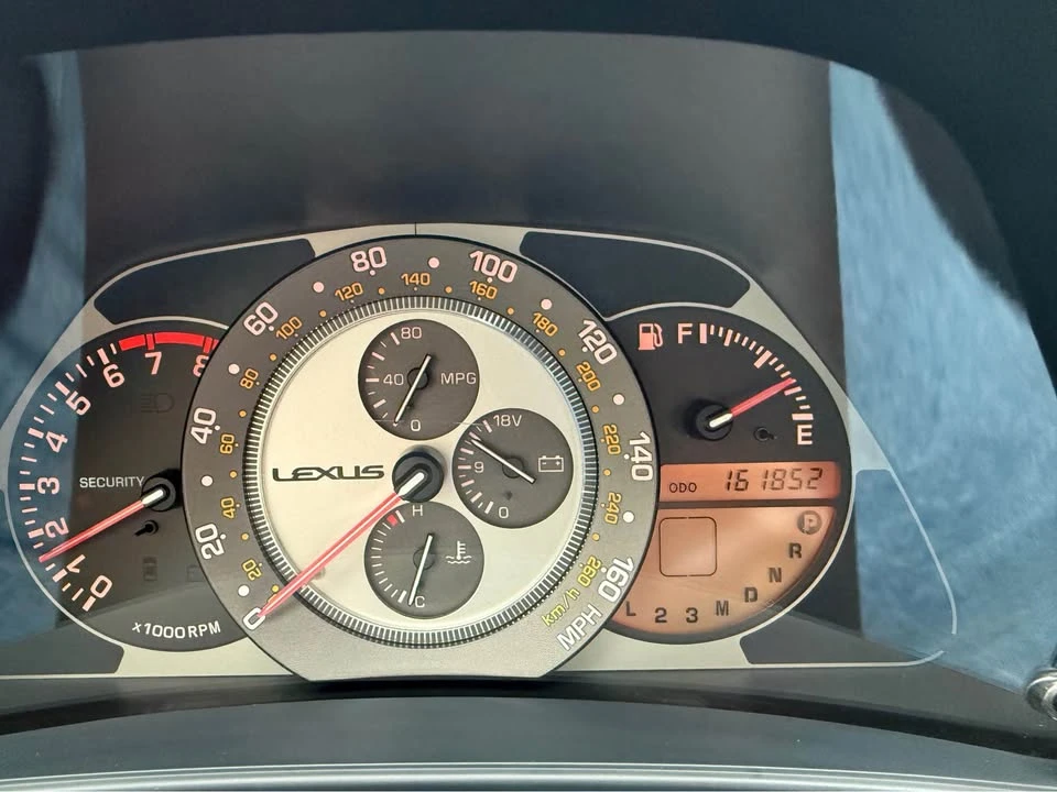 2005 Lexus IS 1st Gen - Image 9 of 14