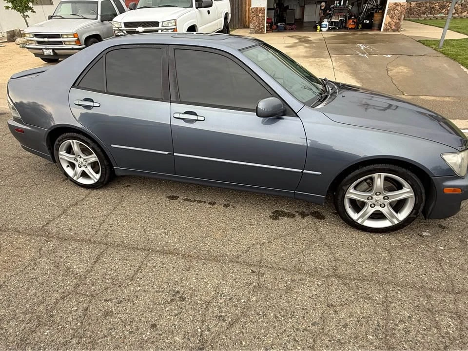 2005 Lexus IS 1st Gen - Image 4 of 14
