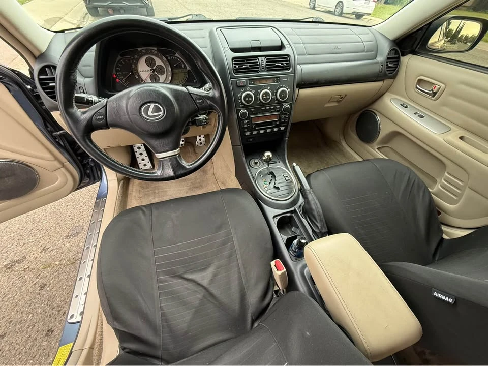 2005 Lexus IS 1st Gen - Image 7 of 14