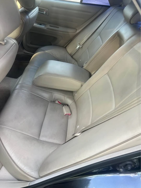 2005 Lexus IS 1st Gen - Image 10 of 12
