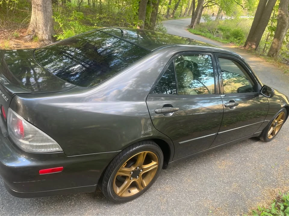 2005 Lexus IS 1st Gen - Image 7 of 12