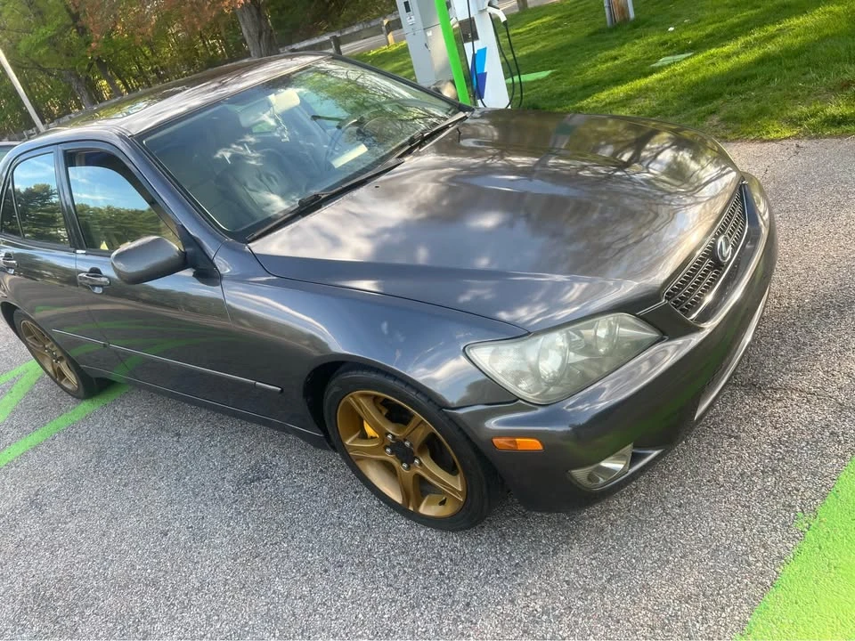 2005 Lexus IS 1st Gen - Image 3 of 12