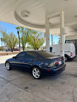 2005 Lexus IS 300 Sedan 4D