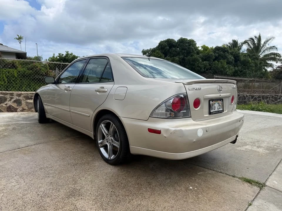 2005 Lexus IS 1st Gen - Image 7 of 10