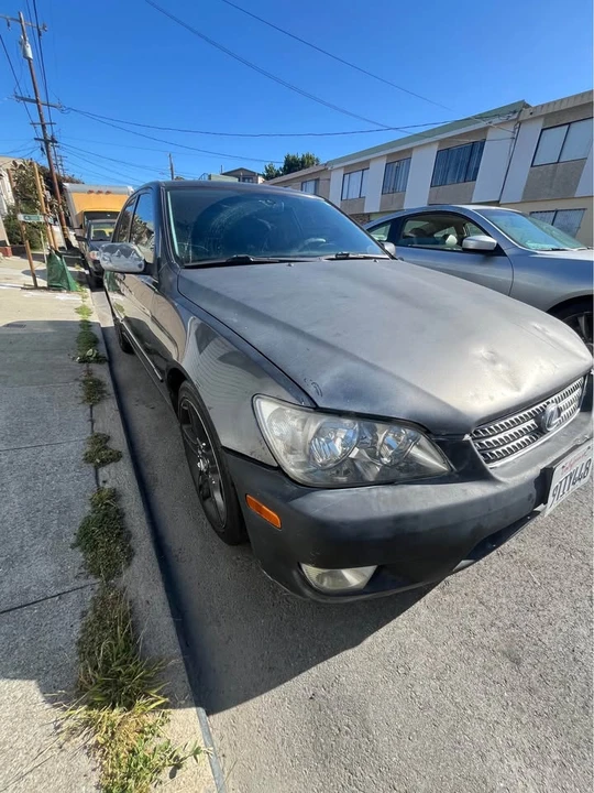 2005 Lexus IS 1st Gen - Image 2 of 6