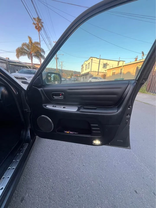 2005 Lexus IS 1st Gen - Image 4 of 6