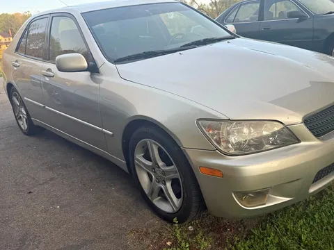 2005 Lexus IS 300 Sedan 4D