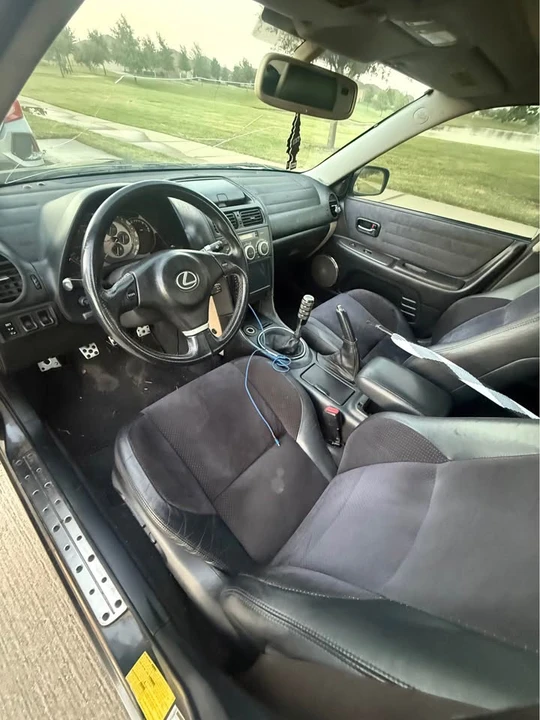 2005 Lexus IS 1st Gen - Image 3 of 5