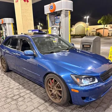 2005 Lexus IS 300 SportCross