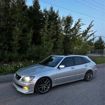 2005 Lexus IS300 SportCross