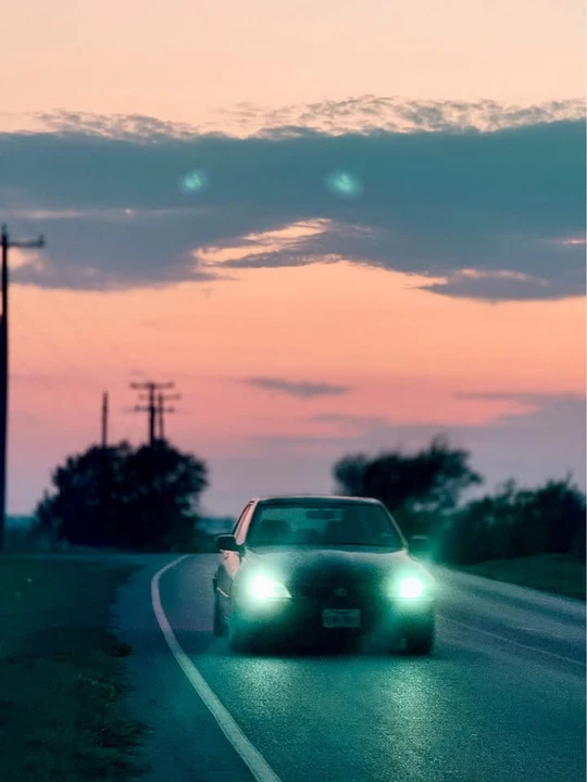 2005 Lexus IS 1st Gen - Image 3 of 10