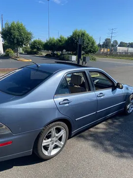 2005 Lexus IS300
