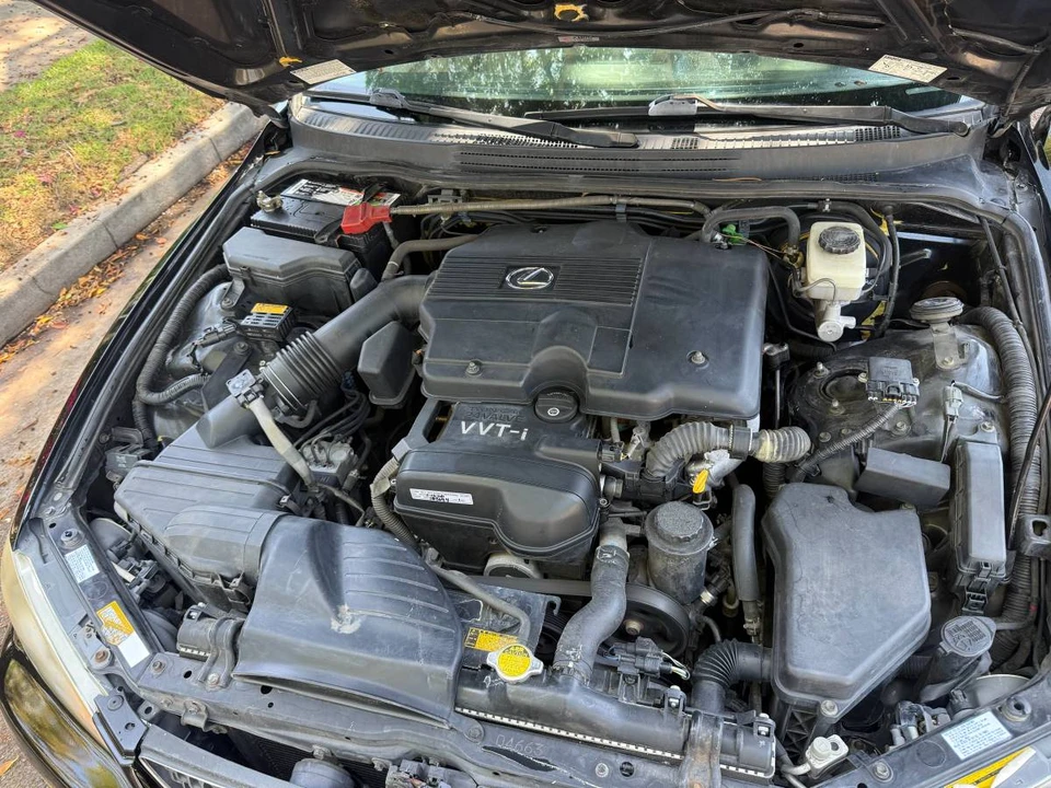 2005 Lexus IS 1st Gen - Image 11 of 12