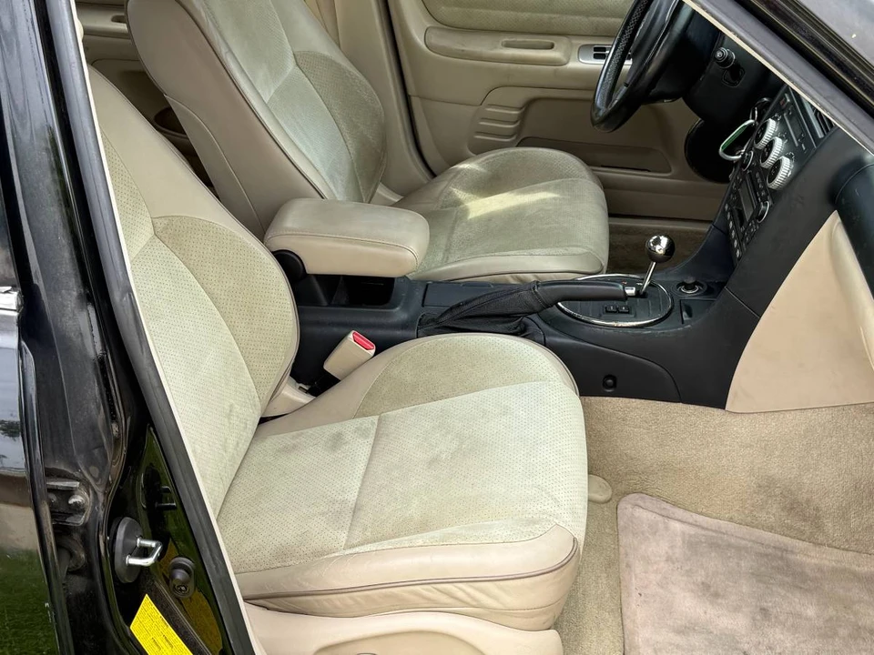 2005 Lexus IS 1st Gen - Image 5 of 12