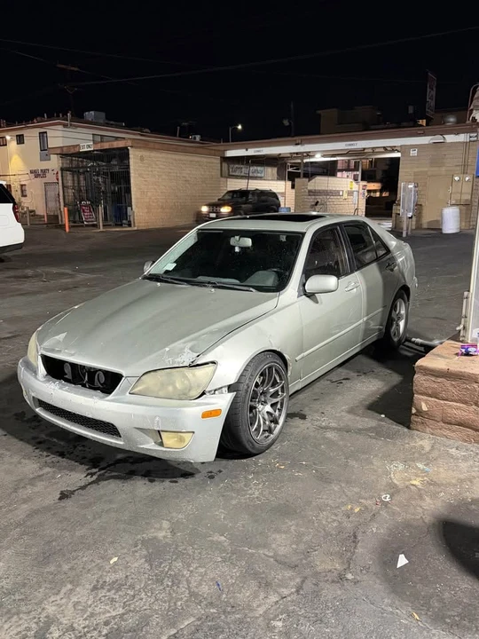 2005 Lexus IS 1st Gen - Image 3 of 10
