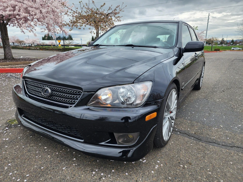 2005 Lexus IS 1st Gen - Image 6 of 31