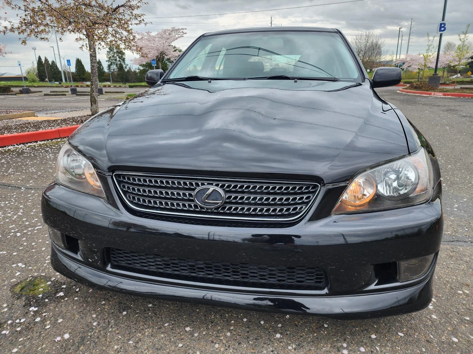 2005 Lexus IS 1st Gen - Image 3 of 31