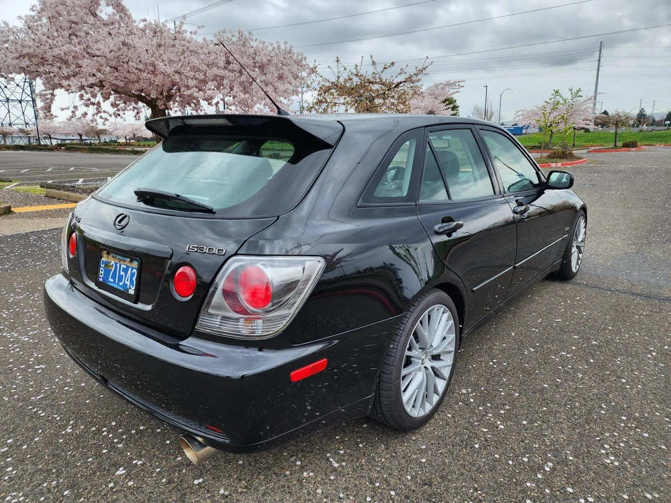2005 Lexus IS 1st Gen - Image 31 of 31